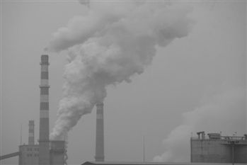 青島環(huán)保局2014年冬季控制大氣污染 查處6家違法企業(yè)