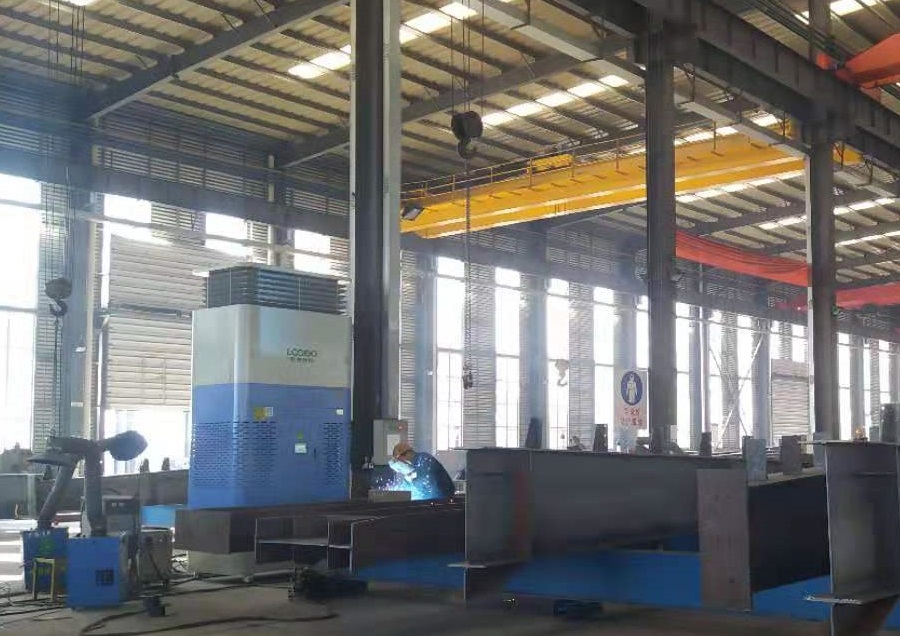 安裝焊接煙塵凈化設(shè)備,還得從這三大類選.jpg 安裝焊接煙塵凈化設(shè)備,還得從這三大類選.jpg