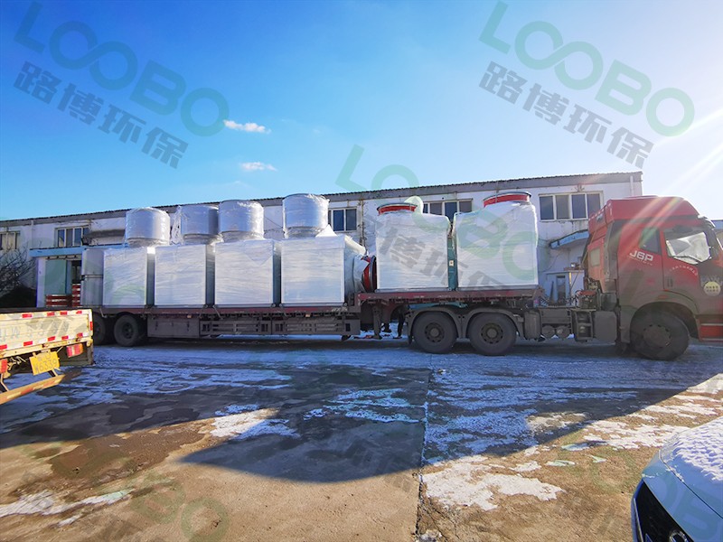 發(fā)貨篇6:多濾筒除塵器,一鍵除塵,讓您不再受煙塵困擾 (2).jpg