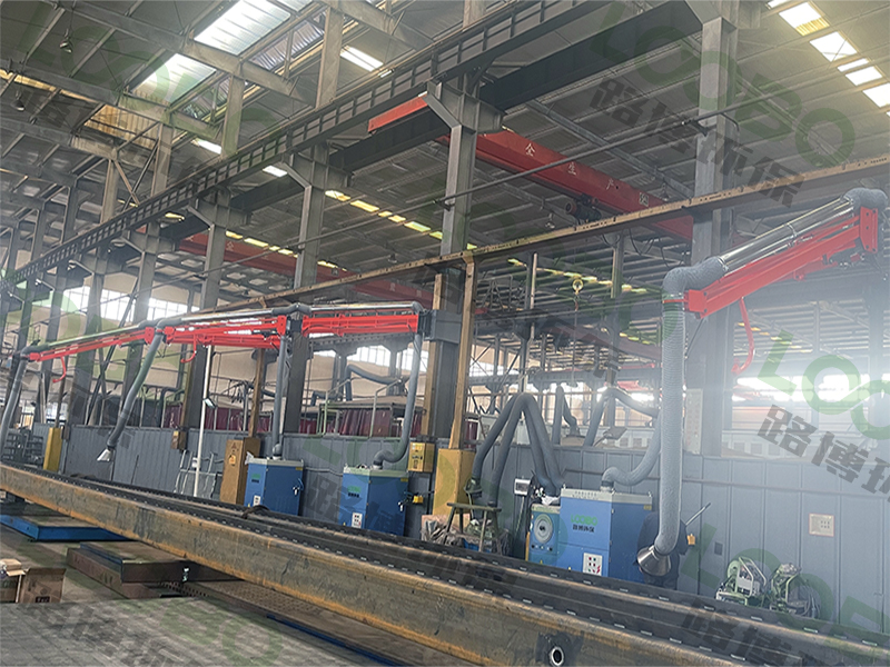 360° 靈活調(diào)節(jié) + 超廣覆蓋,延長(zhǎng)支架吸氣臂賦能高效除塵新方案